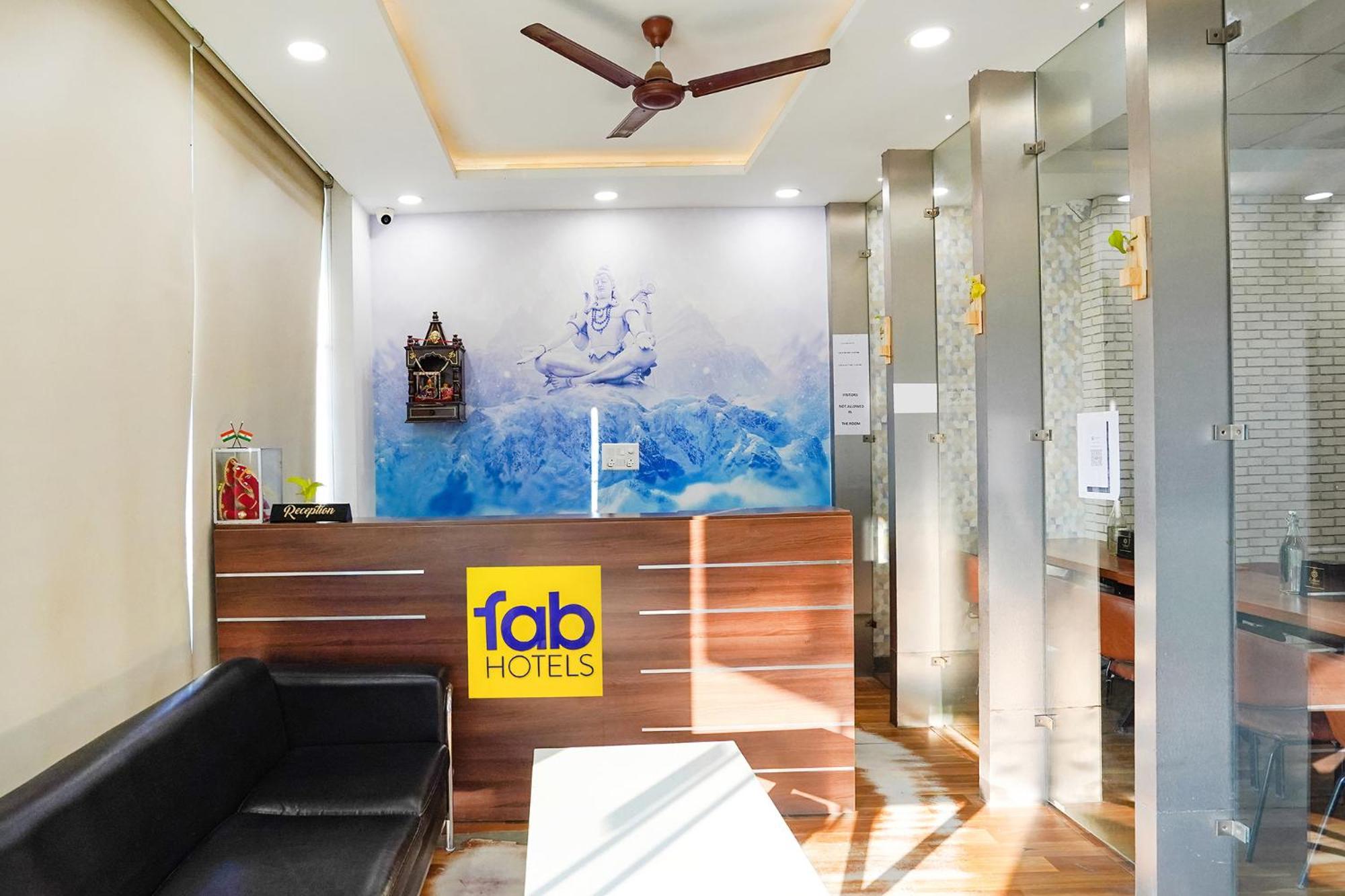 Fabhotel Prime Culture Noida Exterior photo